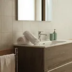 Pensión 64 3*